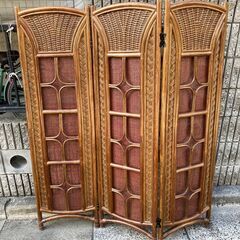 値下げしました！中古　ラタンパーテーション