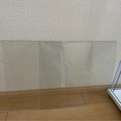 IKEA イケア デトルフ ガラス コレクション　ケース 白 IKEA の画像