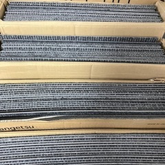 カーペットタイル　色グレー　 50㎝×50㎝ 100枚
