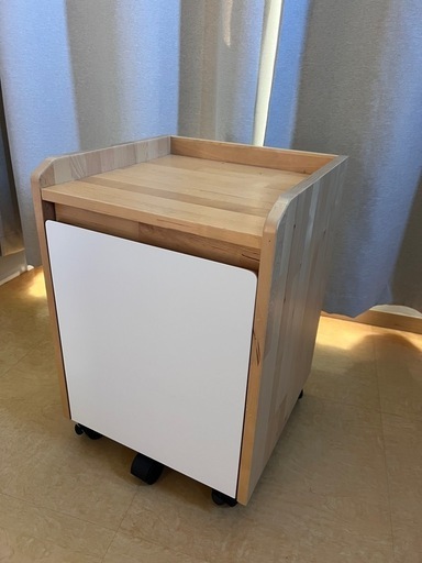 IKEA  イケア 収納 引き出し サイドテーブル キャスター