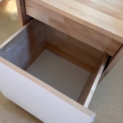 IKEA  イケア 収納 引き出し サイドテーブル キャスター の画像