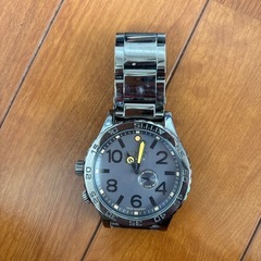 Nixon 腕時計