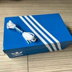 adidas靴箱、adidas靴紐