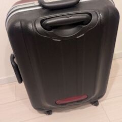【受取先決定】スーツケースの画像