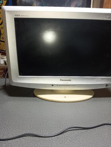 2010年製Panasonic17型TVわ差し上げます　B-CASカードとリモコンは別売りです