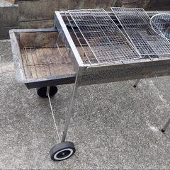 大きめなBBQコンロの画像