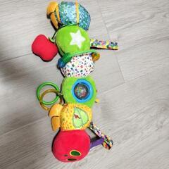 お値下げ中　はらぺこあおむし　布おもちゃの画像