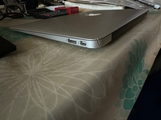 MacBook Air 2013 A1465　最新OSインストール済み