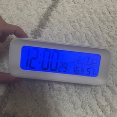 【決まりました】※電池交換済み　ニトリ　電波デジタル時計の画像