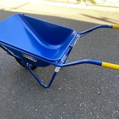 【引取り歓迎】一輪車（新品・未使用）