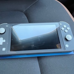 【受け渡し予定者決定 】  
Switch Lite グレー 