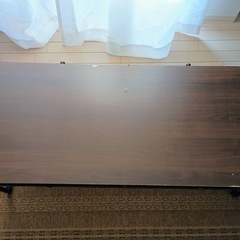 引き出し付きローテーブルの画像