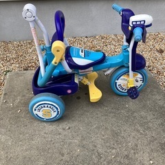三輪車