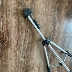 ビデオカメラ スタンドの画像