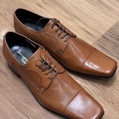 【さらに値下げ】【未使用】KATHARINE HAMNETT　キャサリンハムネット　ビジネス　シューズ　おしゃれ　希少　クラウン製靴　FOOTJOYシューキーパーおまけ付きの画像