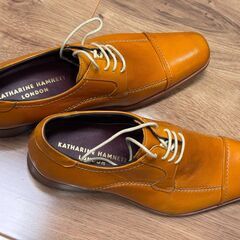 【さらにさらにさらに値下げ】【未使用】KATHARINE HAMNETT　キャサリンハムネット　ビジネス　シューズ　おしゃれ　希少　クラウン製靴　FOOTJOYシューキーパーおまけ付きの画像