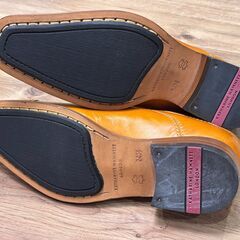 【さらにさらにさらに値下げ】【未使用】KATHARINE HAMNETT　キャサリンハムネット　ビジネス　シューズ　おしゃれ　希少　クラウン製靴　FOOTJOYシューキーパーおまけ付きの画像