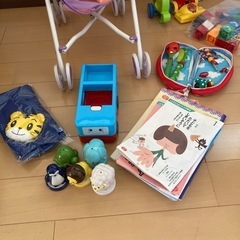 アンパンマンの掃除機とアンパンマンブロック　LEGO相互と手押しカラカラ ベビーカーの画像