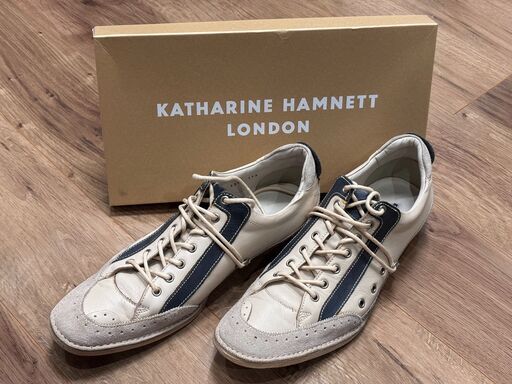 KATHARINE HAMNETT　キャサリンハムネット　スニーカー　カジュアル　シューズ　おしゃれ　希少　クラウン製靴　31122　シューキーパーおまけ付き