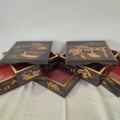 重箱（漆塗り/一部剥がれあり、１００年以上前の高級品）