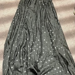 ブラックドットロングスカート