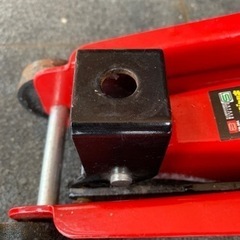 油圧ジャッキの画像