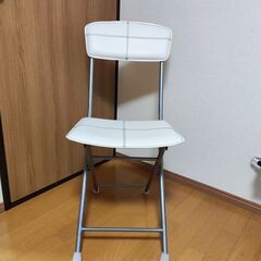 折りたたみチェア (ラパーマ ホワイト)の画像
