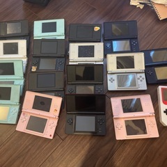 DS Lite16個とDSゲーム16個の画像