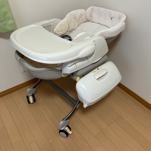 【中古品  値引き中】電動ハイローチェア