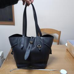 FURLA フルラ レディースバッグ 大きめの画像