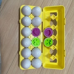 たまご　おもちゃ　あわせの画像