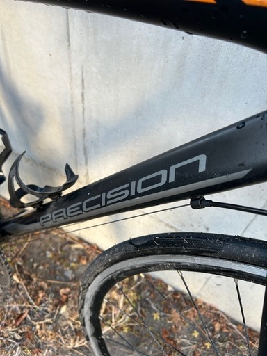通学や通勤にどうですか？
ロードバイクPRECISION R プレシジョン