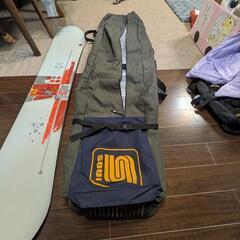 Burton スノーボード ケース付きの画像