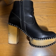 廃盤◎MOUSSY 黒 ショートブーツ　ヒール ウッドソール Mの画像