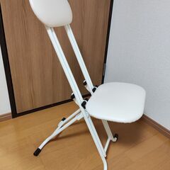 (美品) 無段階調整 チェア W-300W (折りたたみ・ワーク・カウンター・ホビー椅子)の画像