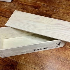 収納ボックスの画像