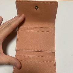 ＊ピンクの折りたたみ財布＊の画像