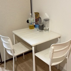 ikeaテーブル＋チェア