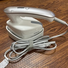 HITACHI アイロンスチーマー
の画像