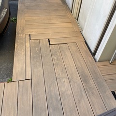 樹脂ウッドデッキと土台パレット他の画像