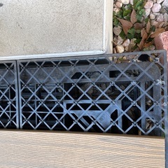 樹脂ウッドデッキと土台パレット他の画像