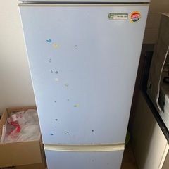 冷蔵庫、エアコン、洗濯機、暖房、布団無料あげますの画像