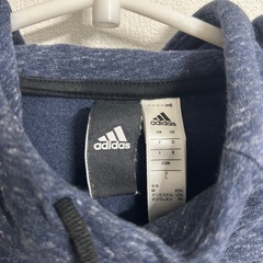 adidas レディース　パーカー の画像
