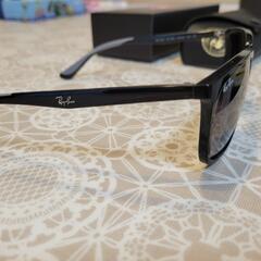 Ray-Ban RB 4303 サングラス ブラックの画像