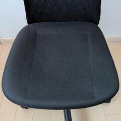 事務用イス　背中メッシュの画像