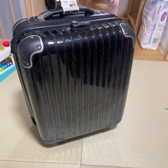 キャリーケースの画像