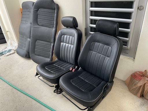 ミラジーノ　L700S 革シート