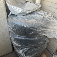 
スタッドレスタイヤ185/65-15 の画像