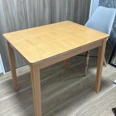 ニトリ　ダイニングテーブル