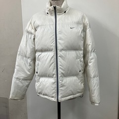 K2502-232 Nike ダウンジャケット ホワイト サイズ...